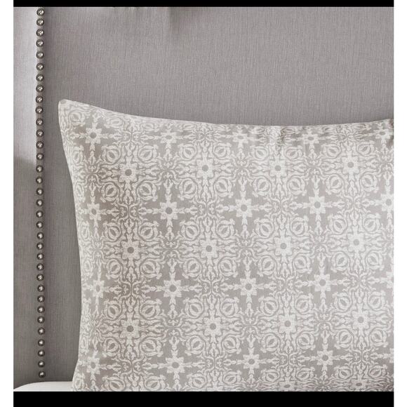 Madison Park Edna 4-Pc. Duvet Set 4-pc. Medallion Reversible Duvet Cover Set - Picture 6 of 10